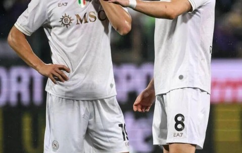 包含意甲集结日再迎强敌，那不勒斯豪取连胜，主帅态度：赛场秩序良好，阵容厚度经受考验的词条-九游官网